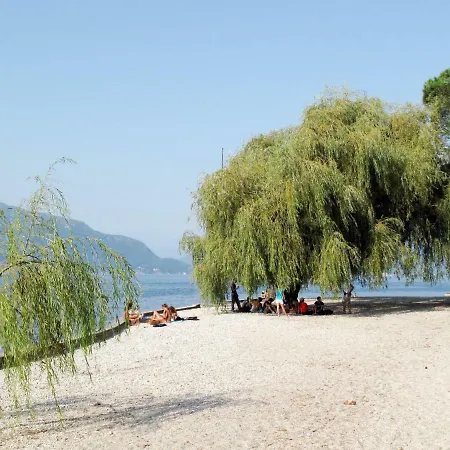 Locazione Turistica Lake View Apartment *